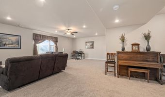 6603 CAMPFIRE Ct, Cheyenne, WY 82001