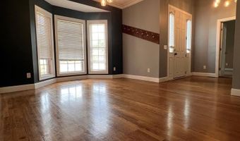 302 Brookside Dr, Algood, TN 38506
