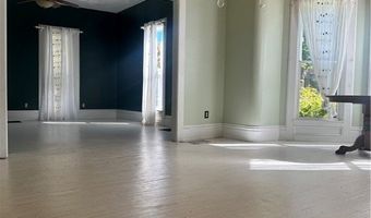 284 S Main St, Andover, OH 44003
