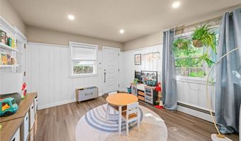 30 Oak Grove Blvd, North Providence, RI 02911