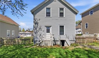 25 Hoppin Ave, East Providence, RI 02915