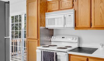 9110 Dove St, Bay St. Louis, MS 39520