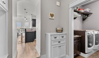 1106 BOBBY Ct, Appleton, WI 54915