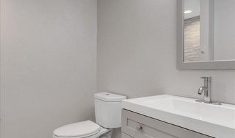 305 Turner Ave, Berthoud, CO 80513