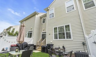 252 Hawthorn Ln, Barnegat, NJ 08005