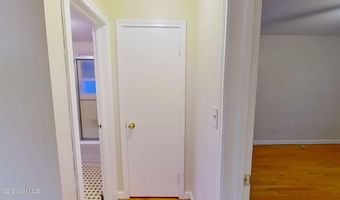 31 Parkwood St Apt 3, Albany, NY 12208