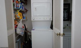2934 COLUMBUS #C-1, Arlington, VA 22206