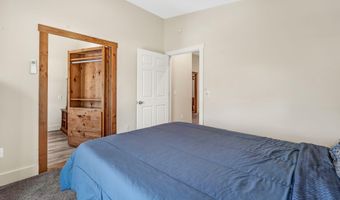 156 Congress St, Belfast, ME 04915