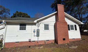 403 Oak Dr, Belton, SC 29627