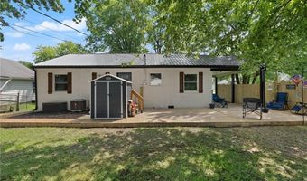 314 S 1st St, Austin, IN 47102