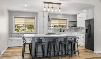 59773 Cheyenne Rd, Bend, OR 97702