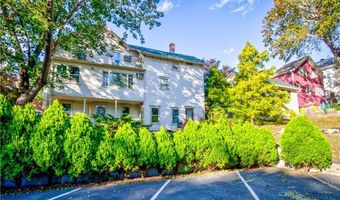 3214 Post Rd, Warwick, RI 02886