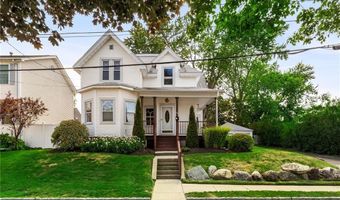 48 Wollaston St, Cranston, RI 02910