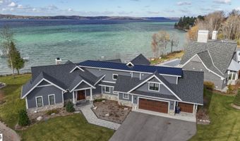 9214 Myrtle Ln, Alden, MI 49612
