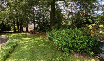 205 Valley Dr, Americus, GA 31709