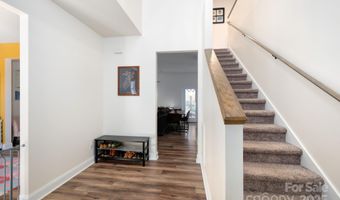 21 Moss Pink Pl, Asheville, NC 28806