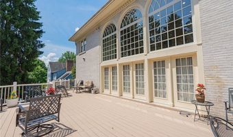 1487 Shelburne Ct, Allentown, PA 18104