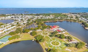 1040 Waterway Dr, Barefoot Bay, FL 32976