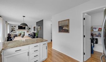 1001 9th Avenue Pl SE, Altoona, IA 50009