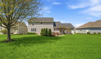 3208 S SOLITUDE Ln, Appleton, WI 54915