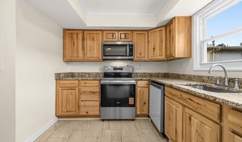 5013 AMERICANA Dr, Annandale, VA 22003