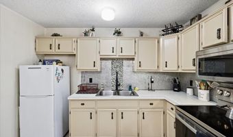 648 S Old Stage Rd, Albrightsville, PA 18210