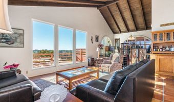 3322 Canonita Dr, Fallbrook, CA 92028