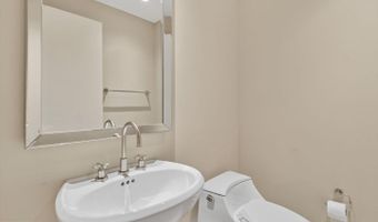 1881 N NASH St #1605, Arlington, VA 22209