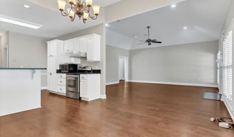 127 CHARLIE Ln, Albany, GA 31707