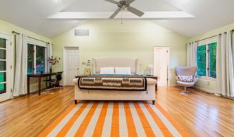 58 W Redding Rd, Danbury, CT 06810