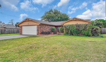 701 Hayes St St, Altus, OK 73521