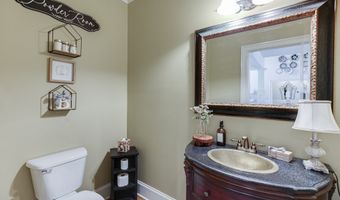 1373 Mountain Lake Dr, Auburn, GA 30011