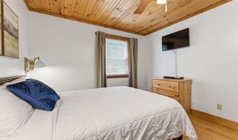 292 N Rhododendron, Almond, NC 28702