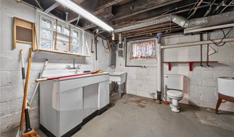 1936 E 45th St, Ashtabula, OH 44004