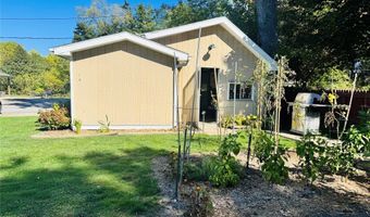 22 CHERRY St, Albion, PA 16401