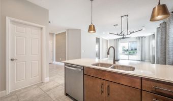 7212 PARADISO Dr, Apollo Beach, FL 33572