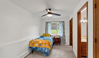 8000 Summerset Dr, Anchorage, AK 99518