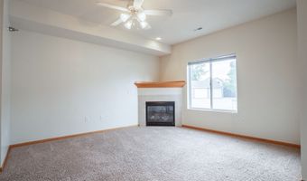 907 7th Ave SE 1, Altoona, IA 50009