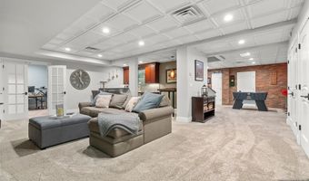 7 Newton Pl, Allendale, NJ 07401