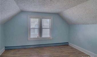 36 Lee Ave, Bridgeport, CT 06605