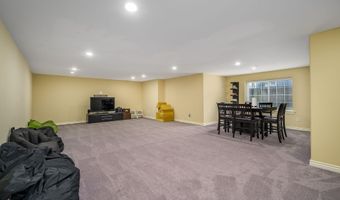 5155 N Saint James St, Bel Aire, KS 67226