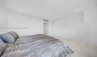 9801 Collins Ave 17R, Bal Harbour, FL 33154