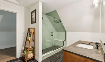 239 Hunter Way, Falmouth, ME 04105