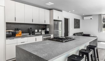 4225 N Uintah Dr, Duck Creek Village, UT 84762