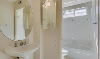 6709 Lonicera St, Carlsbad, CA 92011