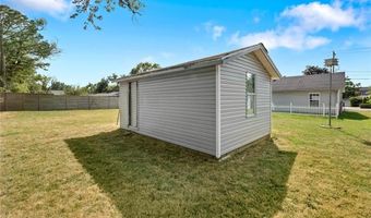 210 NW G St, Bentonville, AR 72712
