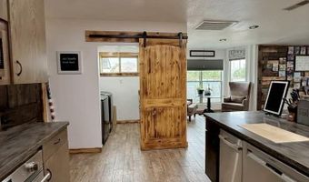 5404 Sioux Rd, Carlsbad, NM 88220