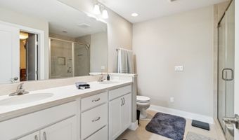 1337 S 7th St, Adel, IA 50003