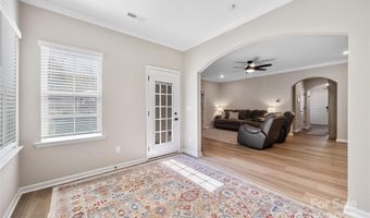 180 Moravian Ct, Advance, NC 27006