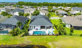 7322 PARADISO Dr, Apollo Beach, FL 33572